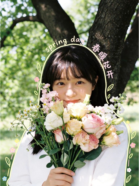 春季旅游出行plog开花人物描边预览效果