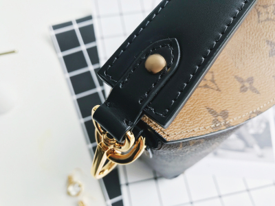 服饰系列实景驴 bento box细节场景图