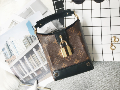 服饰系列实景 驴 bento bo细节场景图