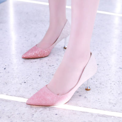 服饰系列实景模特穿着粉色人鱼姬高跟鞋