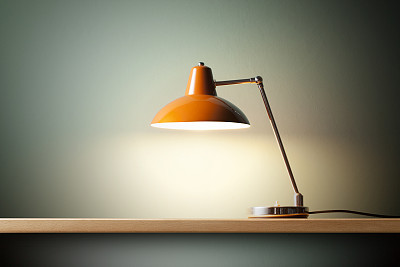 Desk lamp