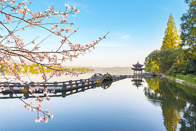 Beautiful architectural landscape and landscape in West Lake, hangzhou