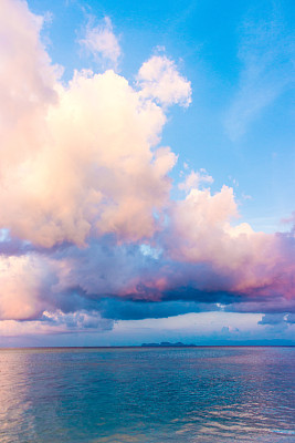 beauty colorful of sky with clouds in the evening
