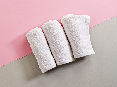 white spa towels