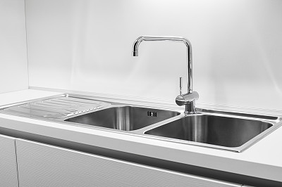 Double bowl stainless steel kitchen sink