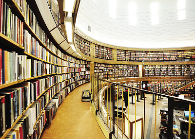 Library bookshelf, diminishing perspective