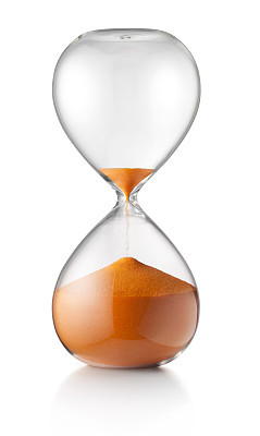 Last minute. Hourglass.