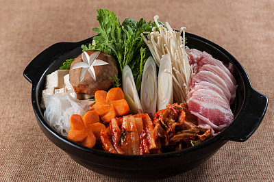Kimchi hot pot