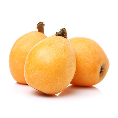 Close up view of some loquat fruit