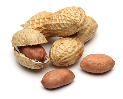 Shelled peanuts