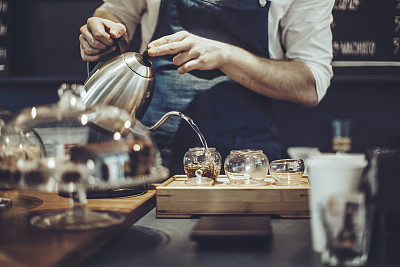 Making a tea
