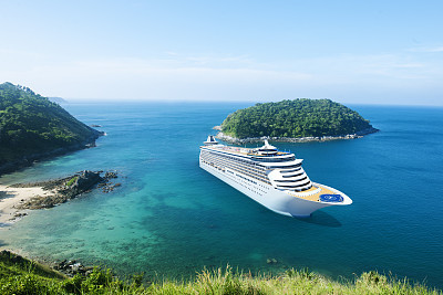 3D Cruise Ship in Beautiful Ocean with Blue Sky