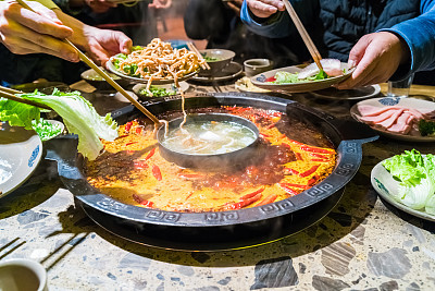 chengdu hot pot, sichuan chafing dish