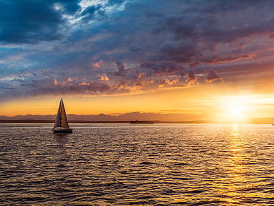 Sailboat on Elliott Bay