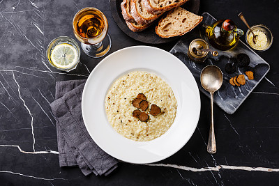 Risotto with black truffle