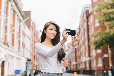 Student taking pictures