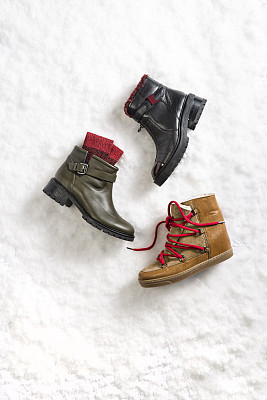 snow boots