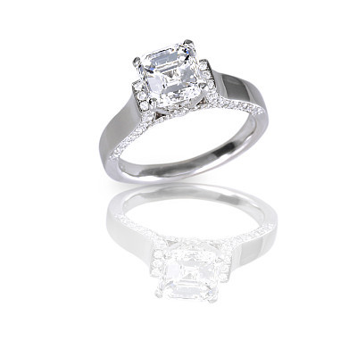Beautiful Ascher Cut diamond engagement wedding ring