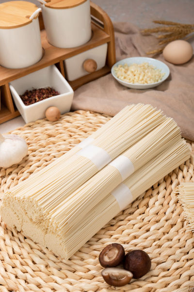 美食系列实景俯视视角无包装挂面展示