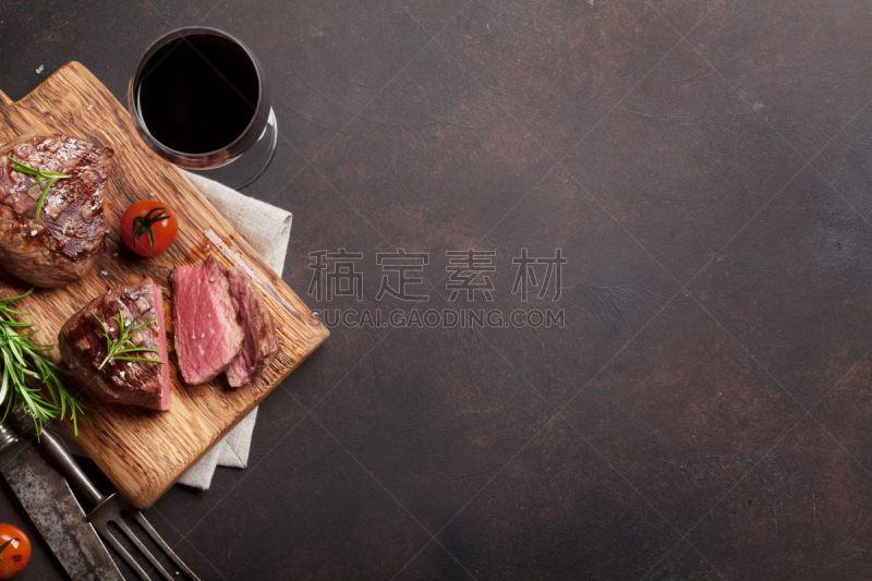 葡萄酒,格子烤肉,菲力牛扒,留白,水平画幅,高视角,法国小牛排,胡椒,无人,膳食