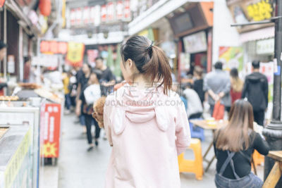 旅游目的地,小狗,拿着,女人,太阳穴,江苏省,商店,仅成年人,哺乳纲,青年人