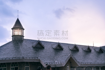 建筑业,砖,屋顶,倾斜的,传统,塔,天空,水平画幅,山,西姆拉