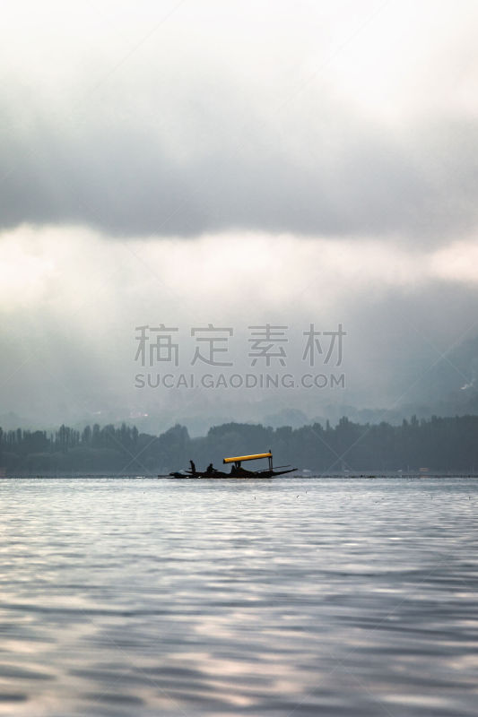 极简构图,小艇,达尔湖,清新,云,黄昏,树荫,船,小的,湖