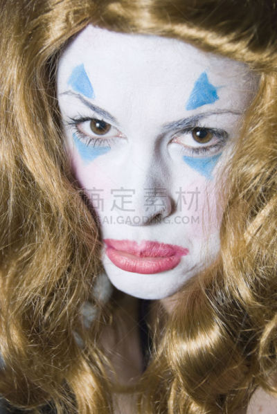 哑剧,人的脸部,女演员,正装手套,垂直画幅,留白,艺术家,彩妆,超现实主义的,性格