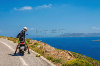 旅行者,希腊诸岛,背面视角,看,小型摩托车,克里特岛,水平画幅,凯法劳尼亚,多德卡尼斯群岛,夏天