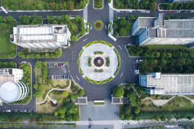 现代,建筑外部,环形路,航拍视角,正上方视角,办公室,水平画幅,无人,交通,户外