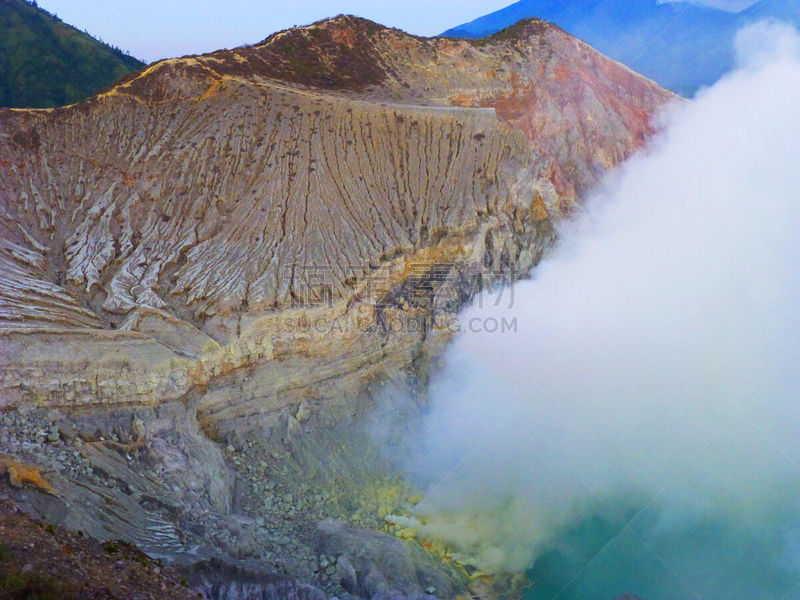 水平画幅,山,无人,早晨,在边上,户外,火山湖,烟,湖,云景