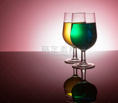 液体,葡萄酒杯,多色的,充满的,葡萄酒,留白,葡萄酒厂,水平画幅,无人,含酒精饮料