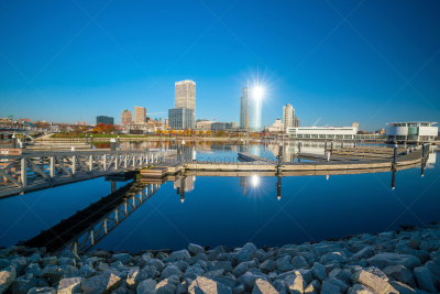 美国,城市天际线,密尔沃基市,水,天空,水平画幅,夜晚,海港,旅行者,户外