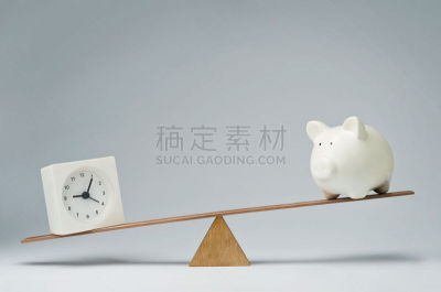 小猪扑满,钟,跷跷板,平衡,小的,白色,储蓄,水平画幅,无人,风险
