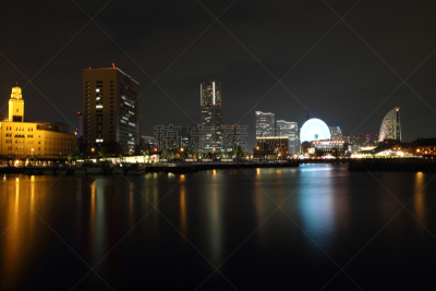 横滨,城市,横滨地标大厦,横滨高速铁路,摩天轮,水,里山,仓库,水平画幅,透过窗户往外看