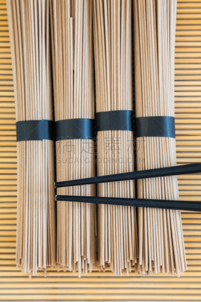 荞麦面,筷子,竹子,背景,荞麦,垂直画幅,褐色,无人,生食,膳食