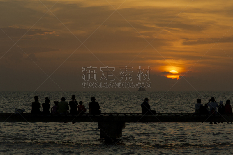 海洋,海滩,水平画幅,橙色,基韦斯特,人,曙暮光,夏天,浮桥,云景