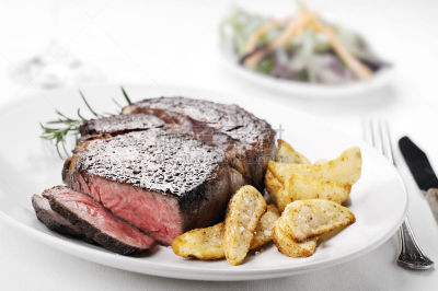 牛排,半熟品,薯条,侧面视角,美味,饮食,肉,法国,动物眼睛,晚餐