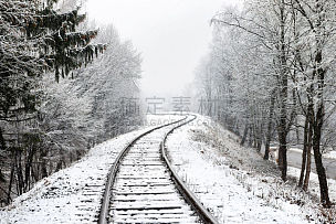 雪,车站月台,西伯利亚,铁轨轨道,栏杆,痕迹,火车,消失点,烟雾,冬天