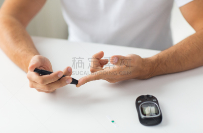 血糖检测,特写,男人,多糖症,血糖过低,血糖测定仪,血糖,葡萄糖,胰岛素,糖尿病