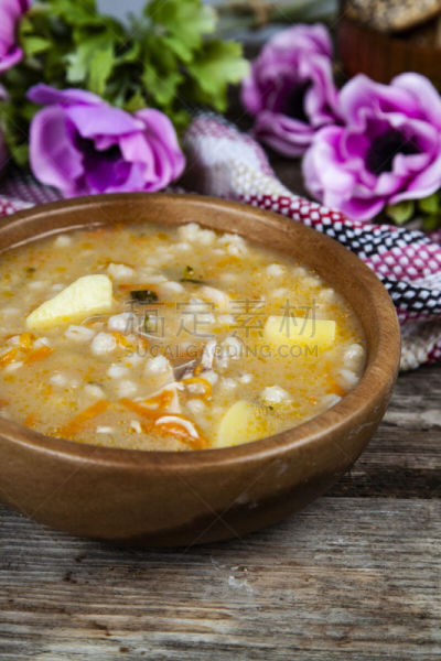 盐渍食品,桌子,汤,木制,古典式,传统,蔬菜,热,大麦,清新