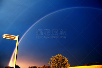 彩虹,骑马道,天空,水平画幅,无人,蓝色,黄色,标志,摄影