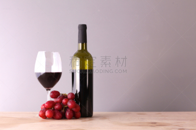 酒瓶,桌子,西宁,水平画幅,无人,匿名戒毒会,白俄罗斯,欧亚家燕,摄影