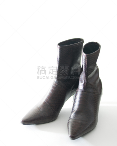 靴子,白色,分离着色,蛇皮纹,垂直画幅,留白,褐色,无人,牛皮,人群