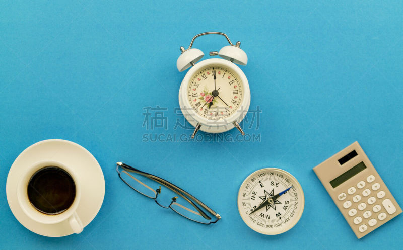 计算器,办公室,桌子,闹钟,咖啡杯,商务,背景,白色,纸,组物体