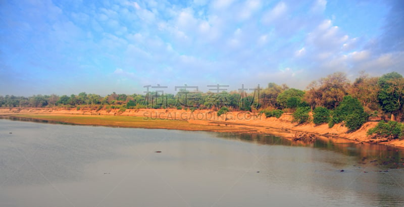 卢安瓜河,风景,赞比亚,河床,野生动物保护区,滨水,水,水平画幅,云,无人