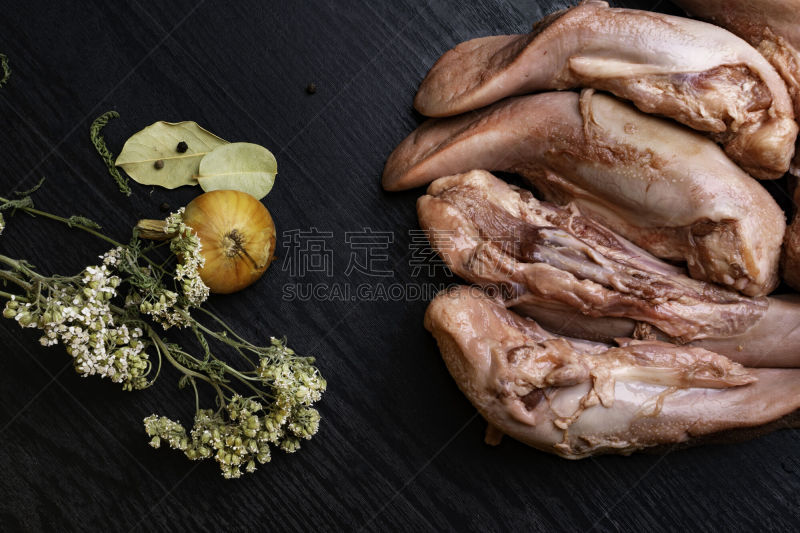 食品,舌头,牛肉,猪肉,牛至,桌子,小的,生食,留白,洋葱