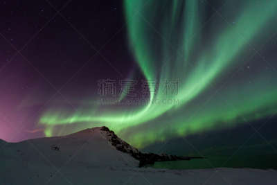 极光,特罗姆瑟县,臭氧层,水平画幅,夜晚,雪,无人,北极光,光亮,戏剧性的天空
