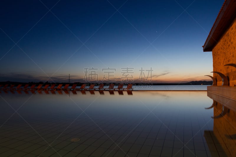 游泳池,新时代音乐,躺椅,日光浴床,禅宗,留白,度假胜地,水平画幅,夜晚,spa美容