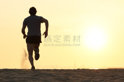 背面视角,慢跑,男人,天空,水平画幅,形状,户外,运动员,男性,活力